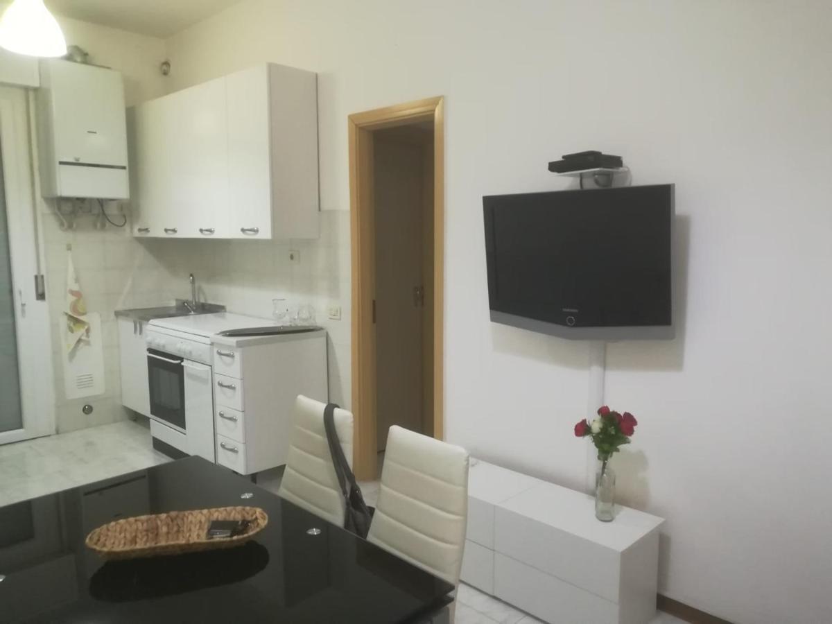 Bilocale Marina Romea Apartment Exterior foto